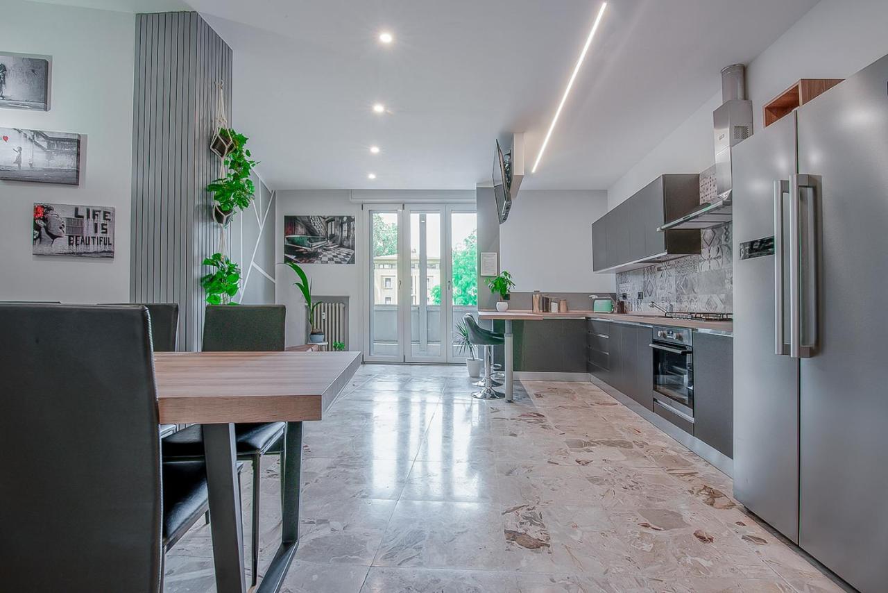 Alle Porte Del Centro - Guest House - Reggio Emilia - Ingresso Centro Storico - Parcheggio Gratuito 外观 照片